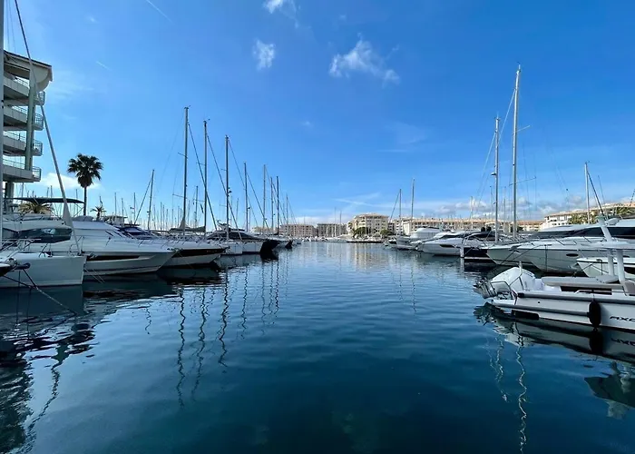 Appartement Frejus Direct Port Et Plage